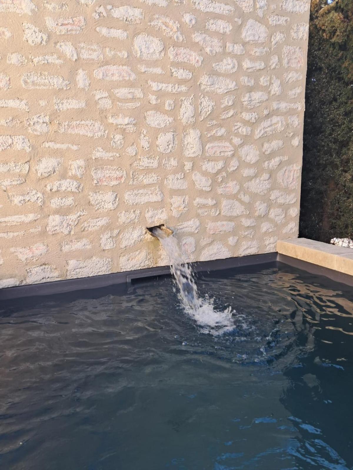 La Maison De Manon, 4-5Personnes, 75M2, Centre Village Avec Piscine Privee Maussane les Alpilles Exterior foto